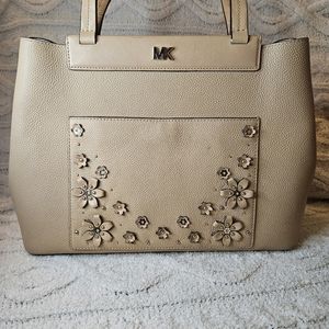 Michael Kors Meredith East West Bonded Shoulder Bag Butternut Gold Florals